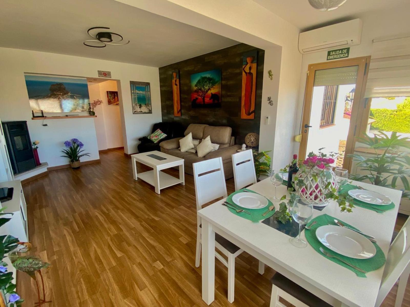 Apartamento Monica กัลเป ภายนอก รูปภาพ